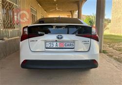 تۆیۆتا پریوس